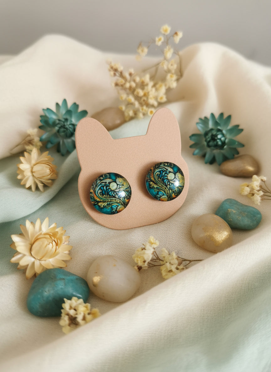 Cabochon Nature’s Whisper Earring