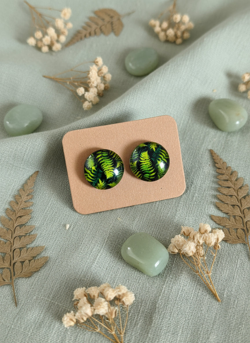 Cabochon Nature’s Whisper Earring