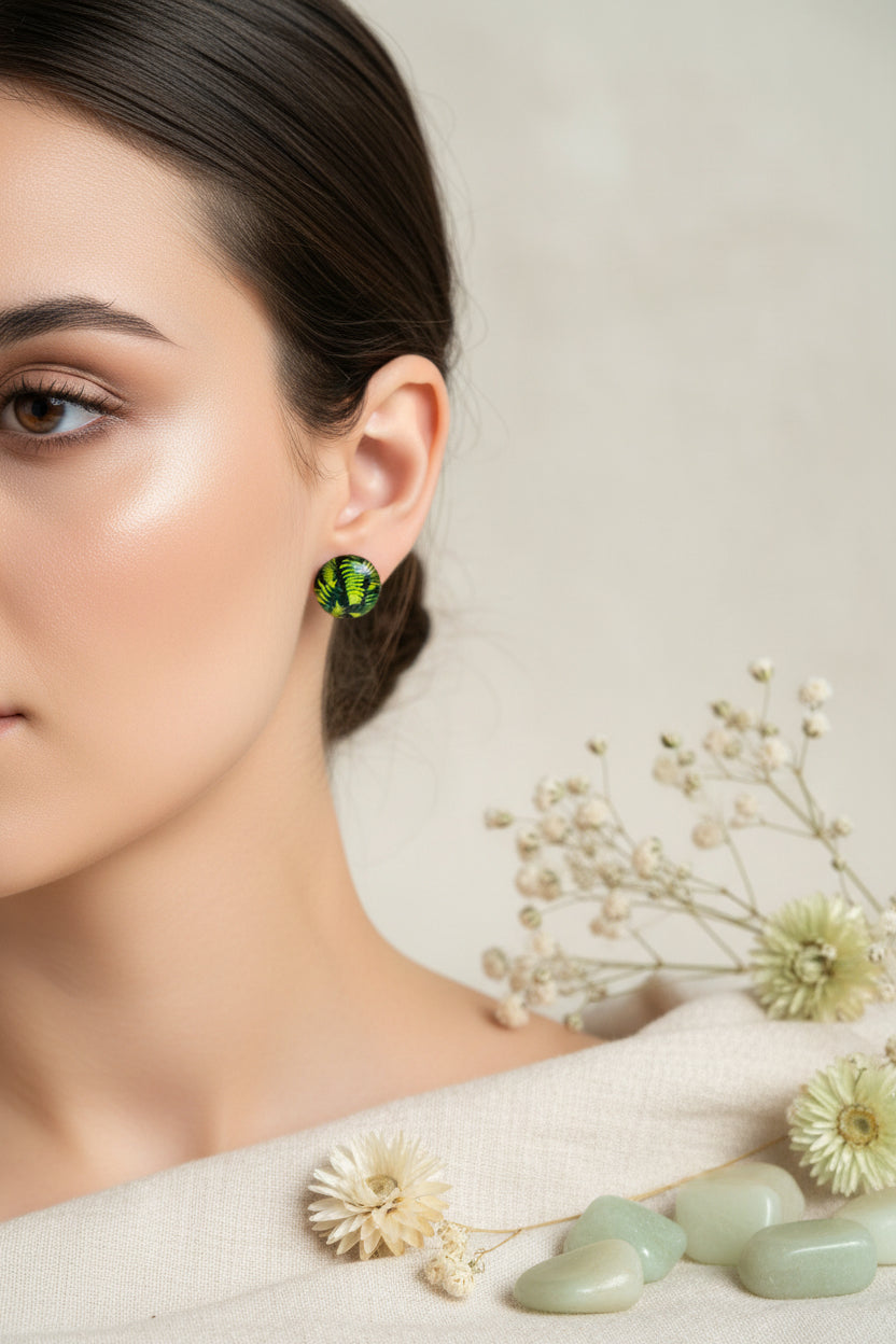 Cabochon Nature’s Whisper Earring