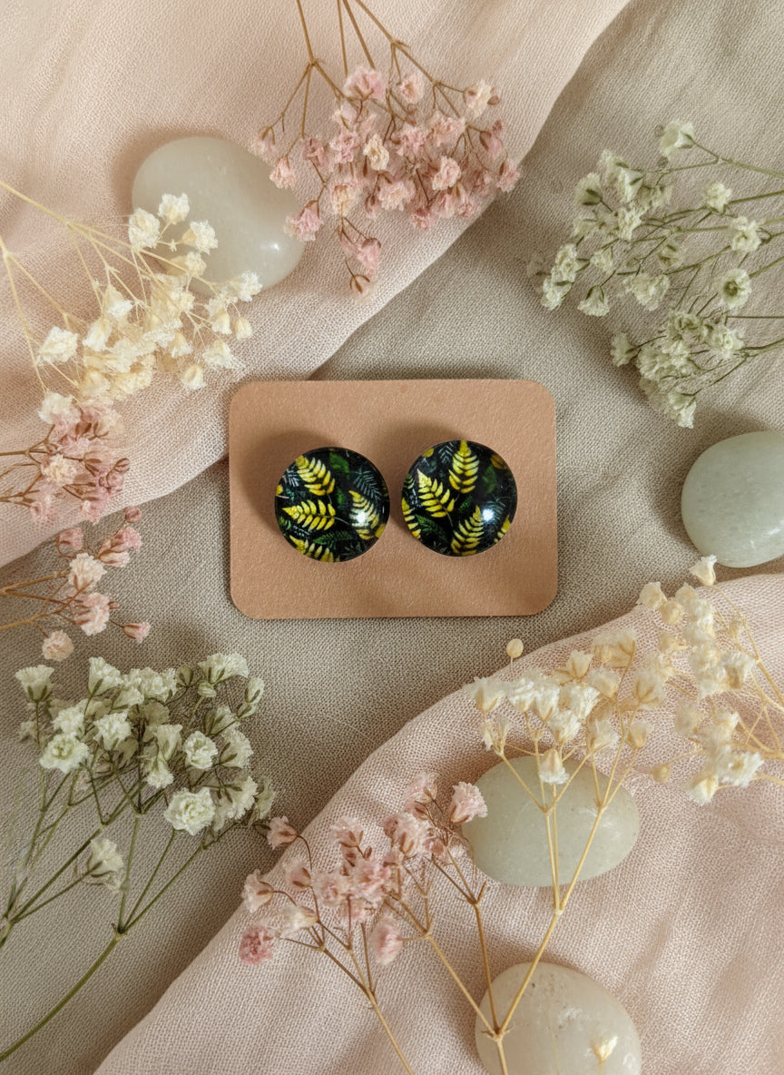 Cabochon Nature’s Whisper Earring