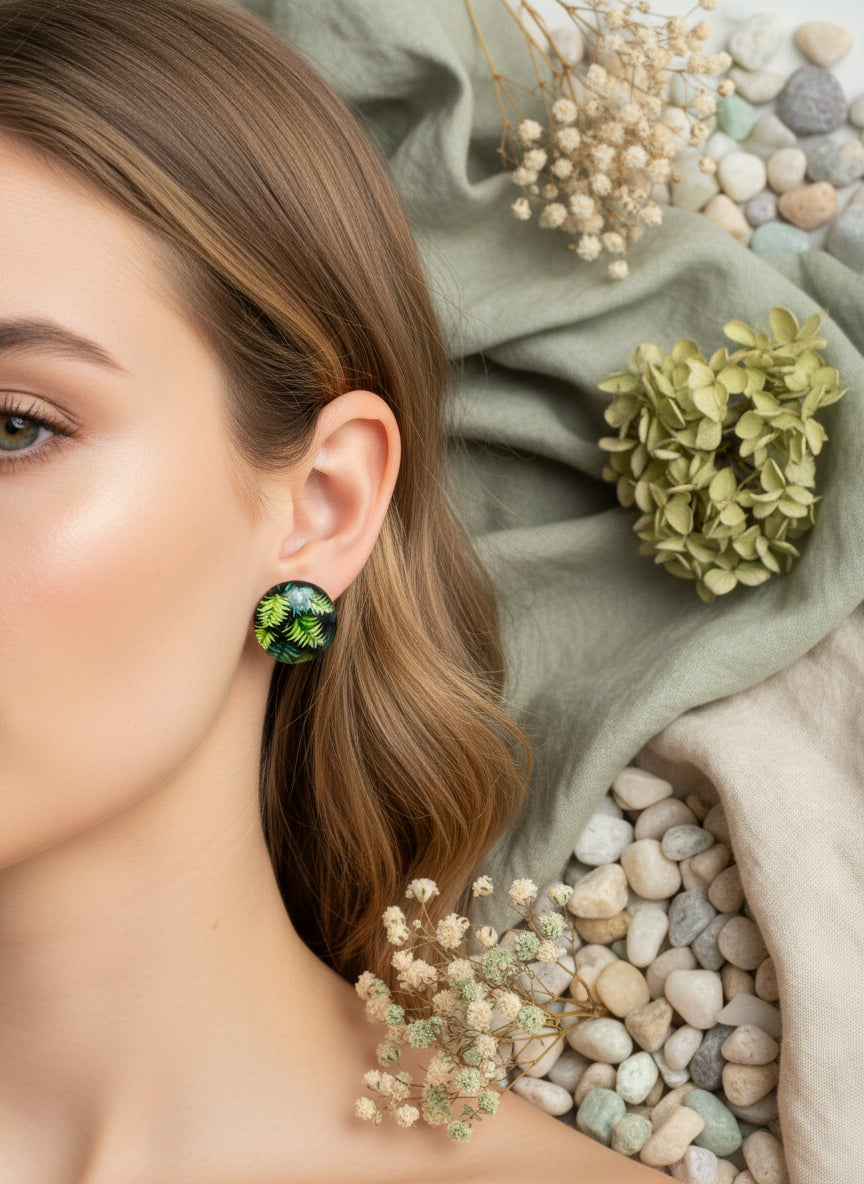 Cabochon Nature’s Whisper Earring