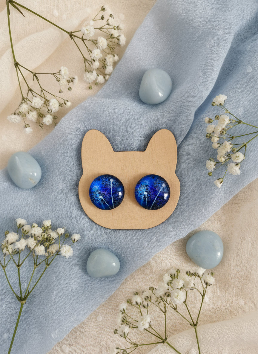 Cabochon Earring with Flower
