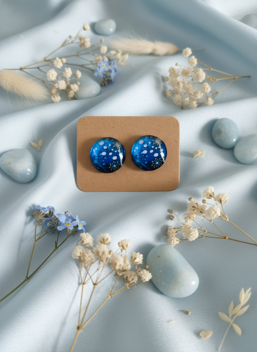 Cabochon Earring with Flower