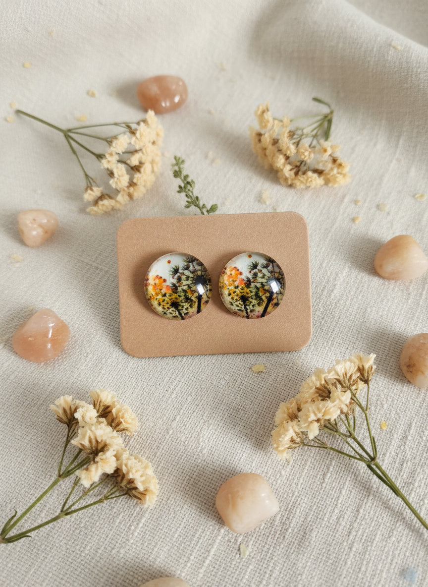 Cabochon Earring with Flower