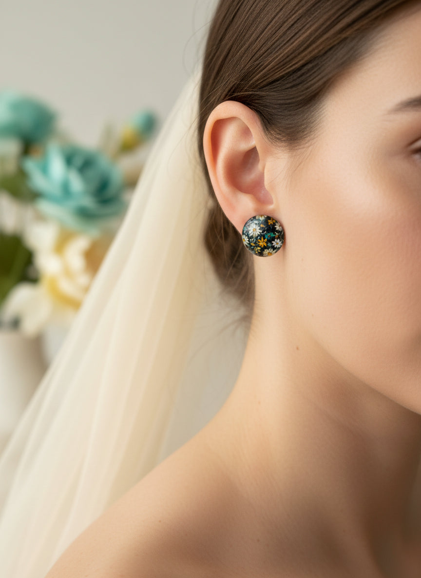 Cabochon Earring with Flower