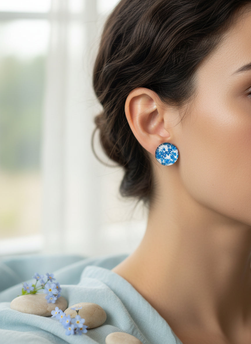 Cabochon Earring with Flower