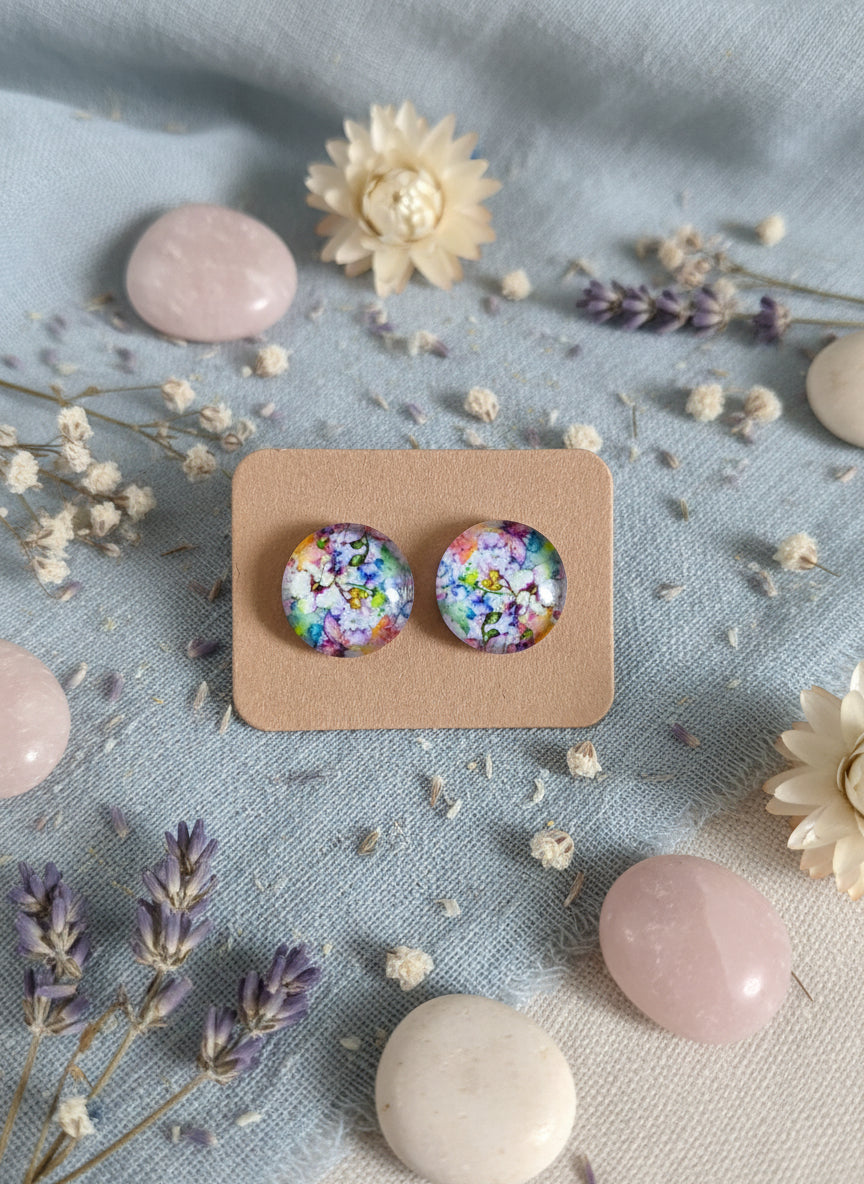 Cabochon Earring with Flower