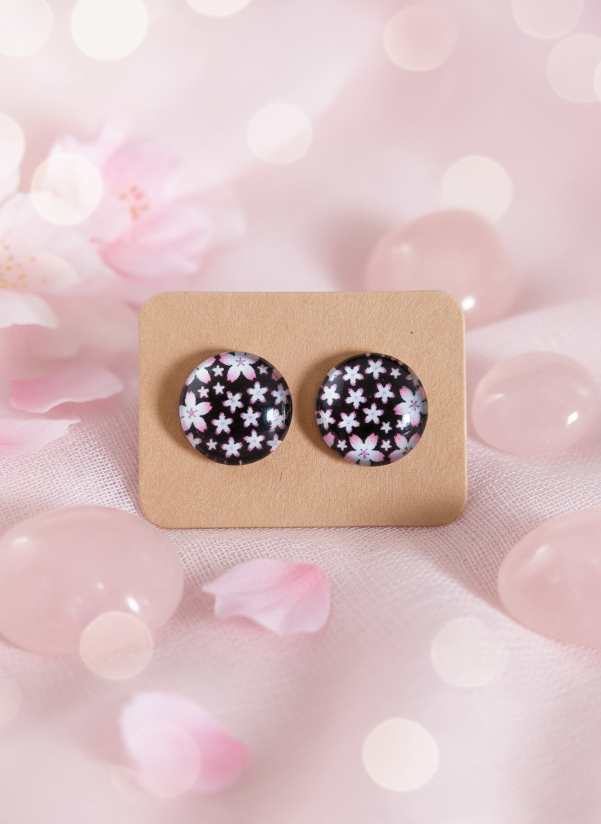 Cabochon Earring with Flower