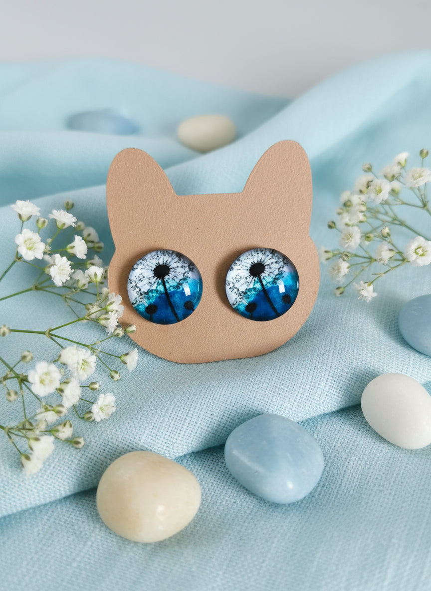 Cabochon Earring with Flower