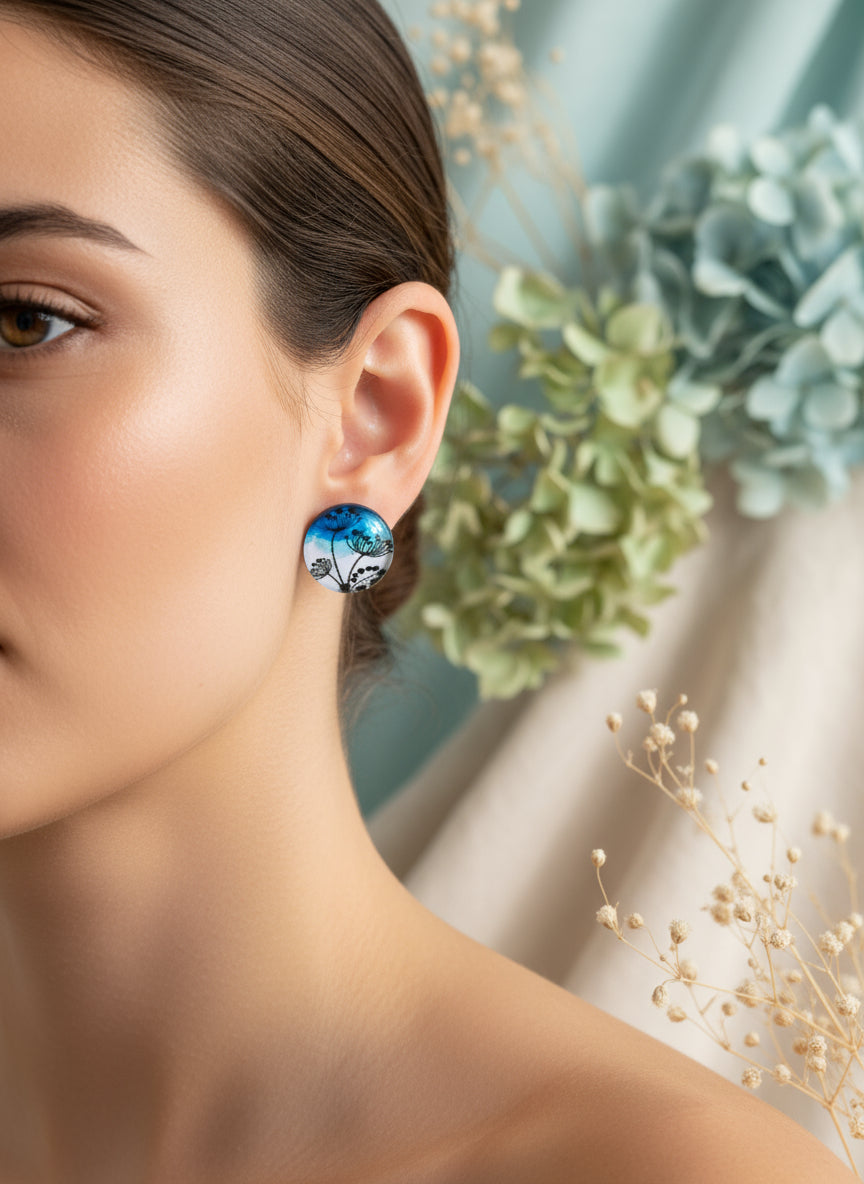 Cabochon Earring with Flower