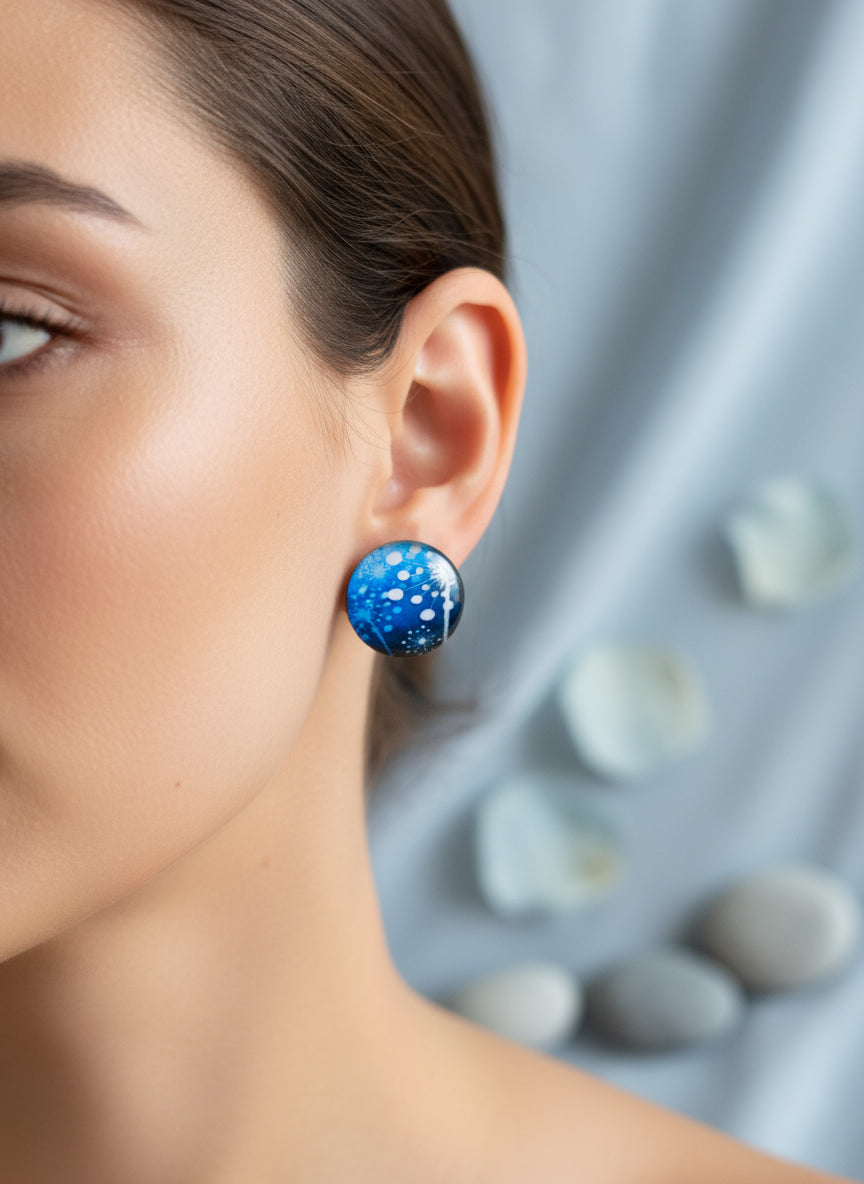 Cabochon Earring with Flower