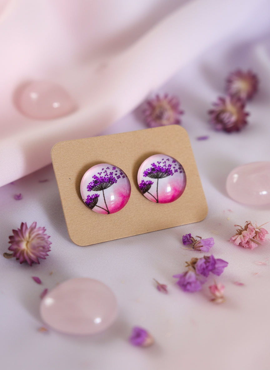 Cabochon Earring with Flower