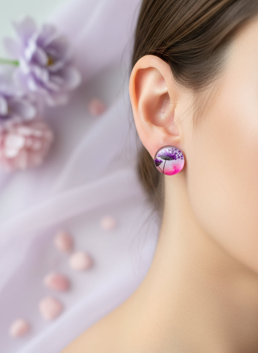 Cabochon Earring with Flower