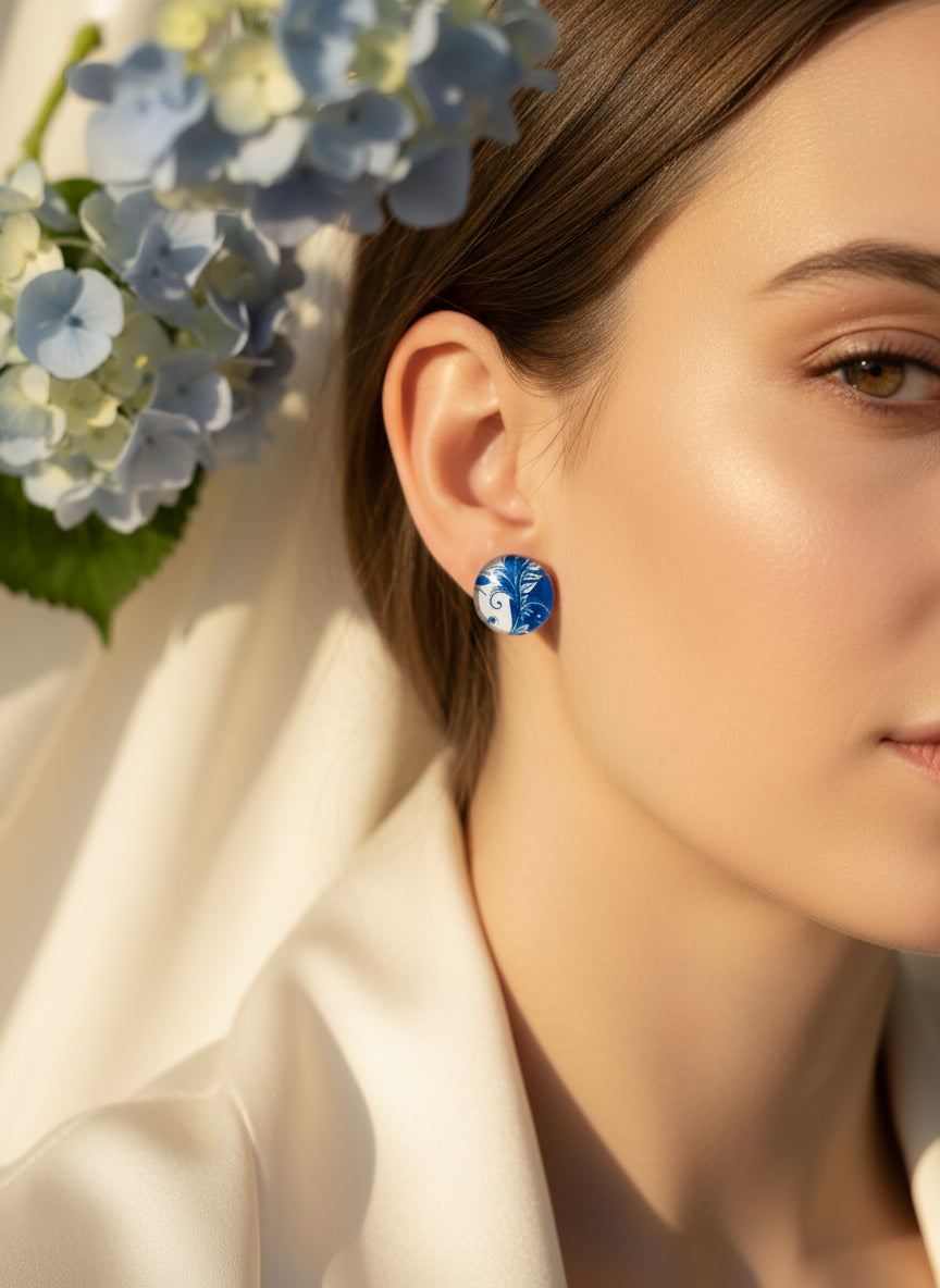 Cabochon Earring with Flower