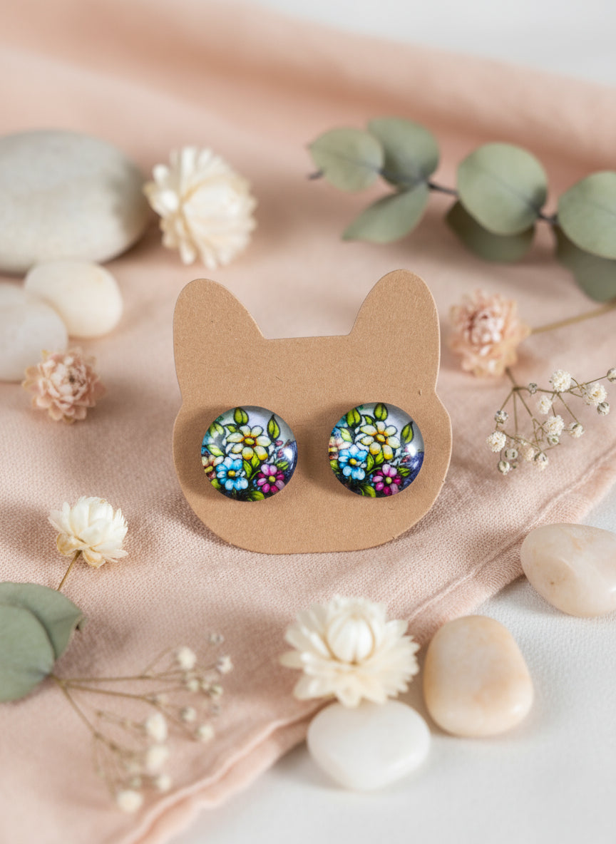 Cabochon Earring with Flower