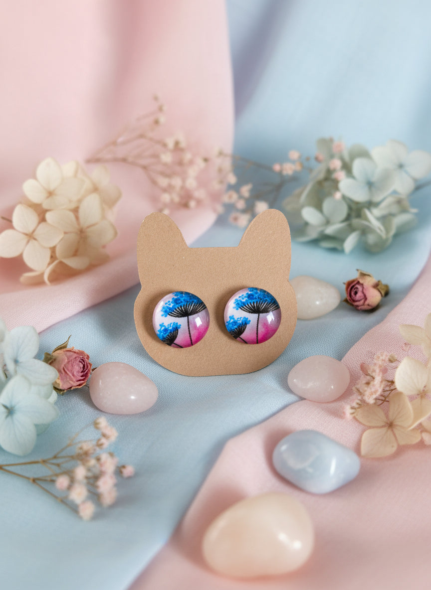 Cabochon Earring with Flower