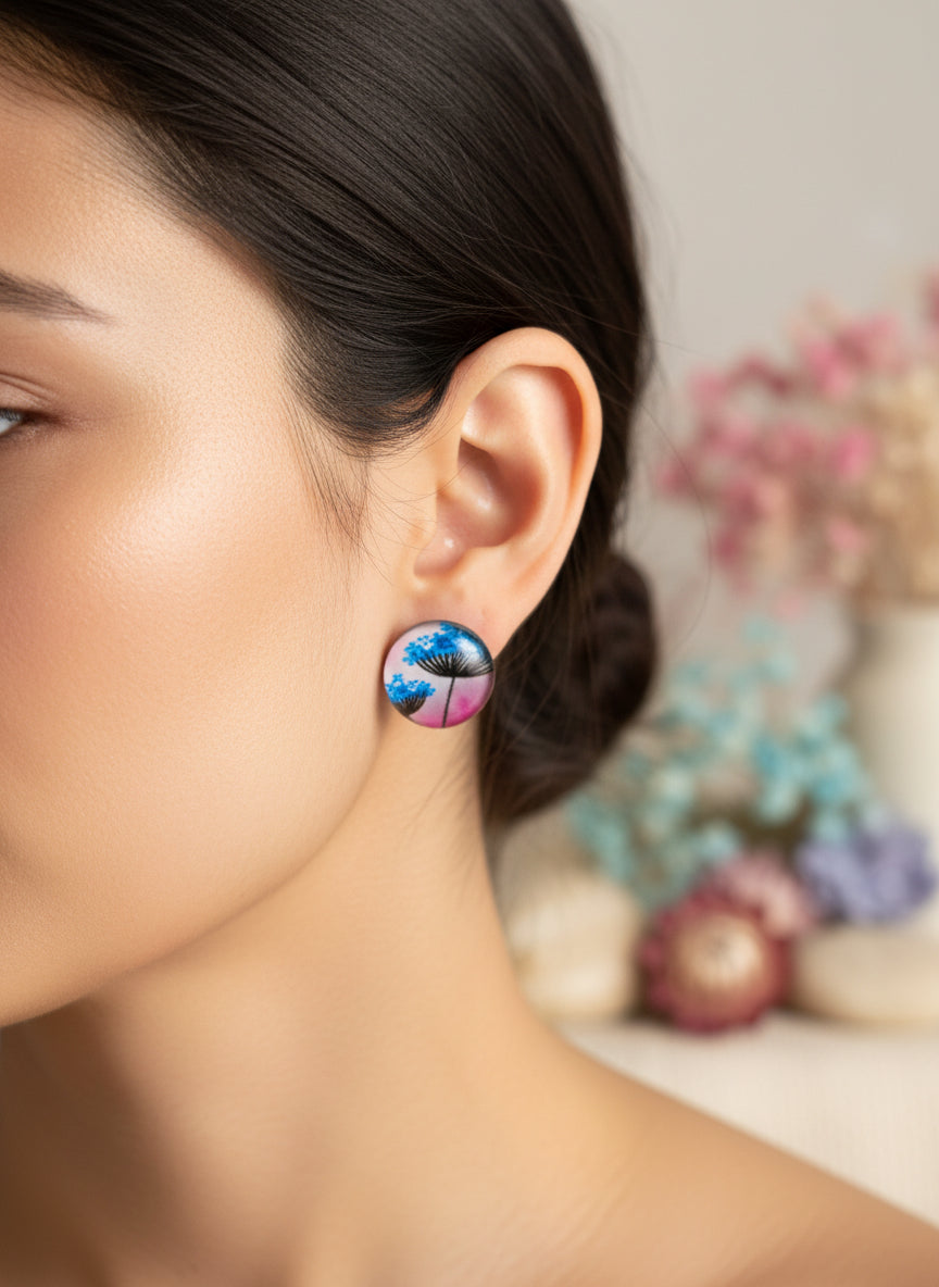 Cabochon Earring with Flower