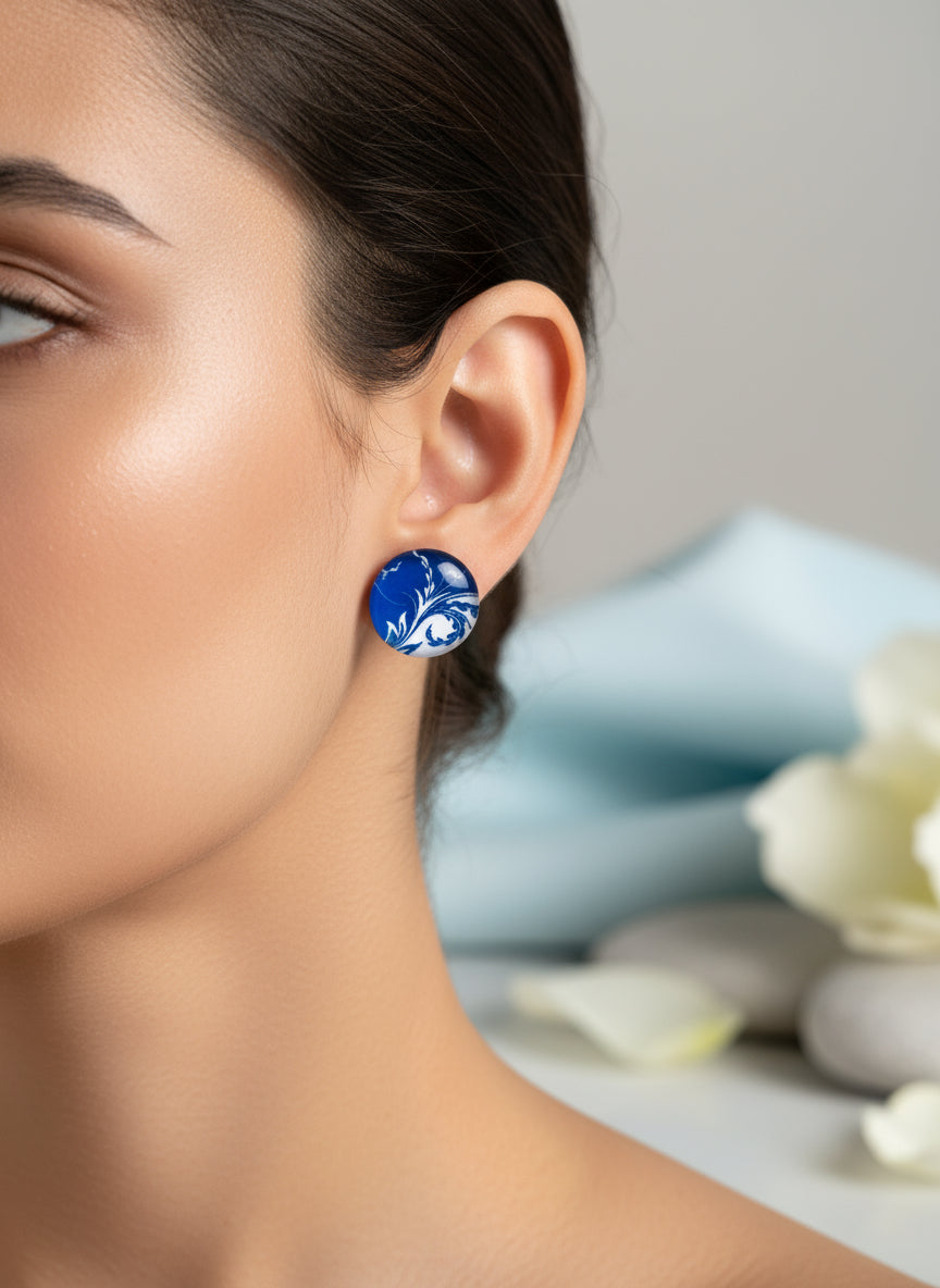 Cabochon Earring with Flower
