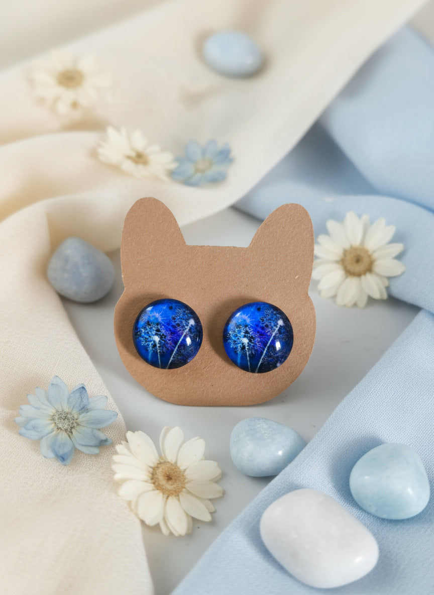 Cabochon Earring with Flower