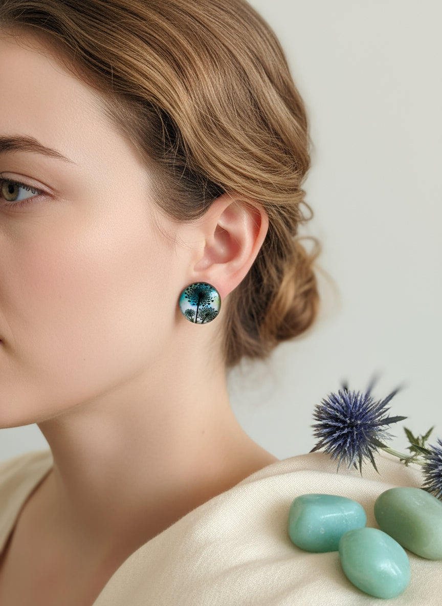 Cabochon Earring with Flower