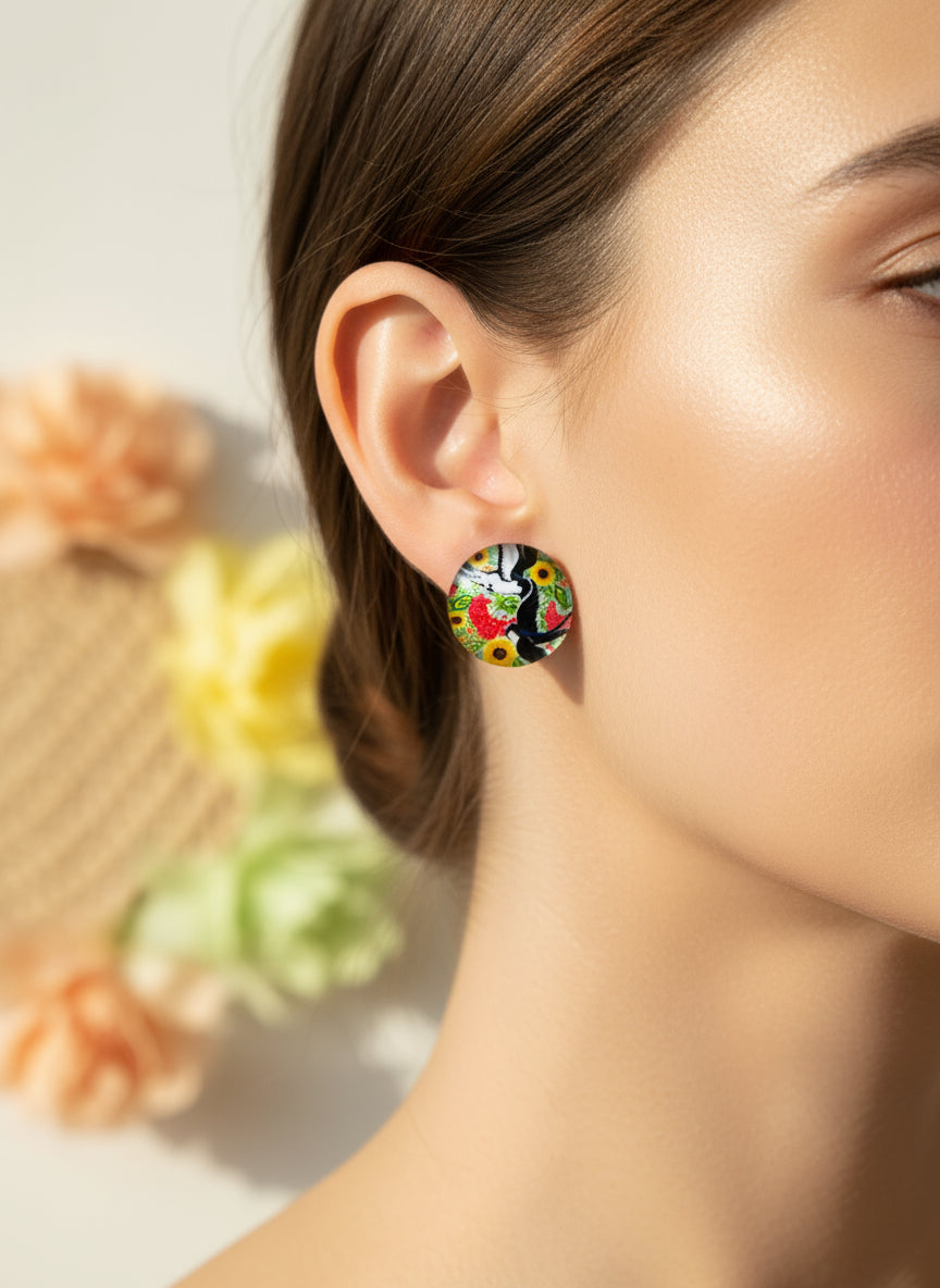 Cabochon Earring with Flower