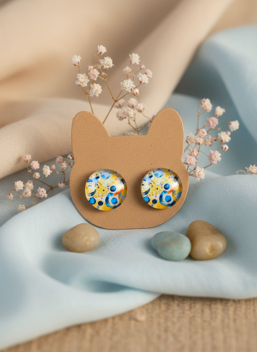 Cabochon Earring with Mineral design