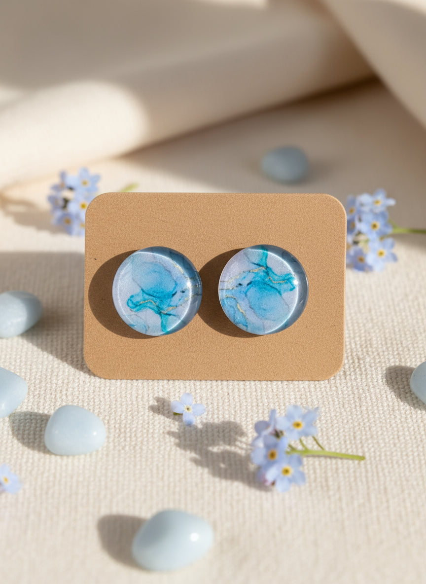 Cabochon Earring with Mineral design