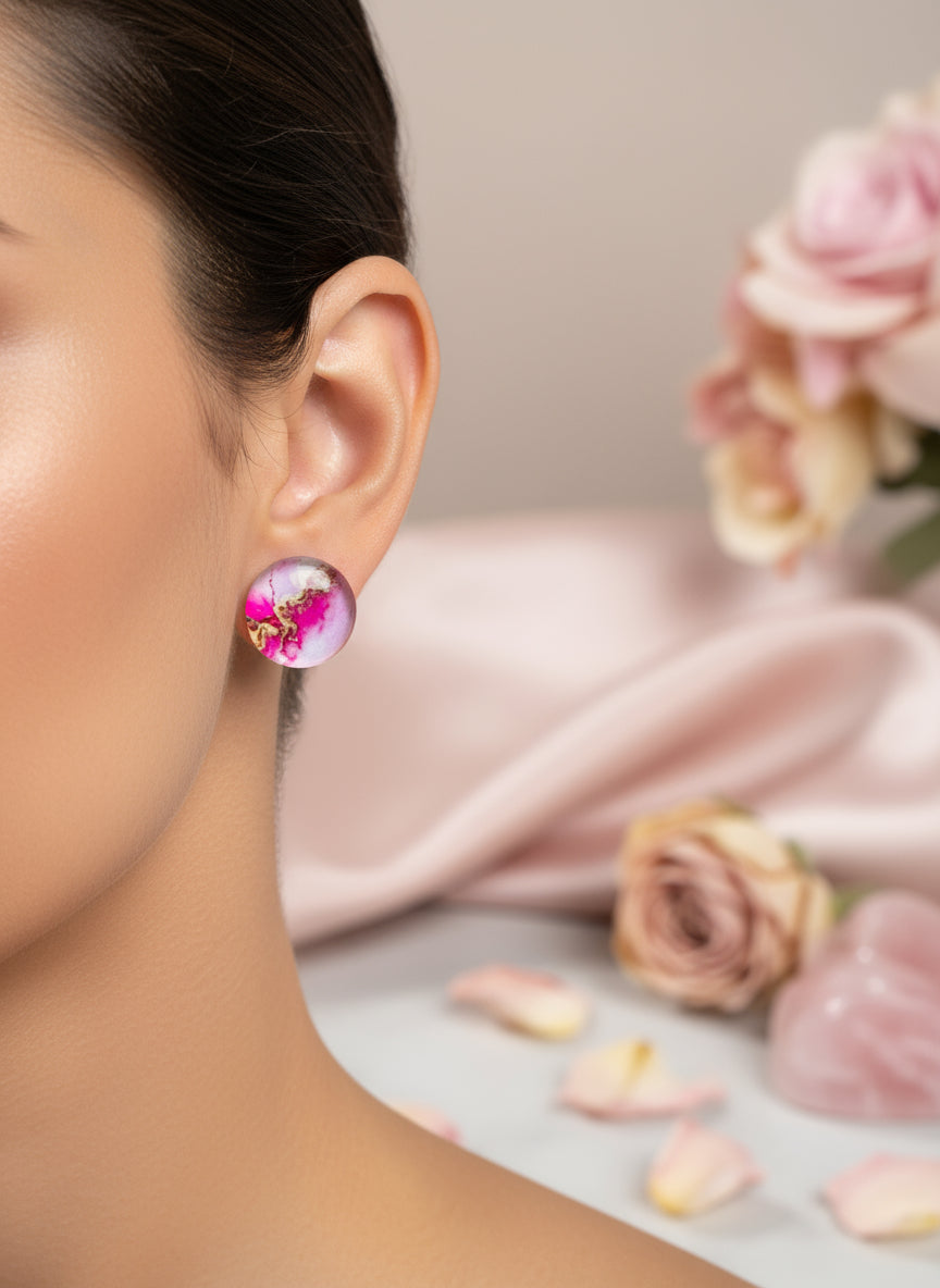 Cabochon Earring with Mineral design