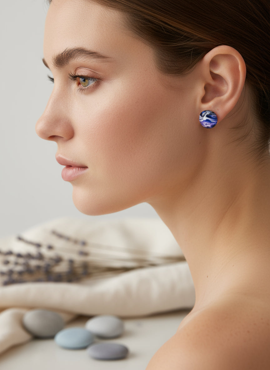 Cabochon Earring with Mineral design