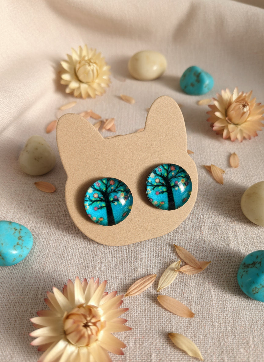 Cabochon Tree of Life Earring