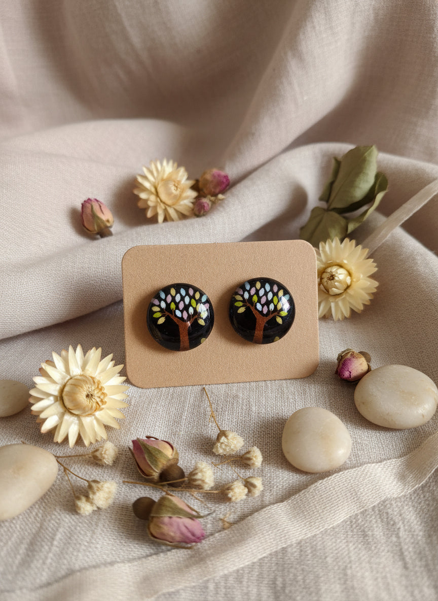 Cabochon Tree of Life Earring