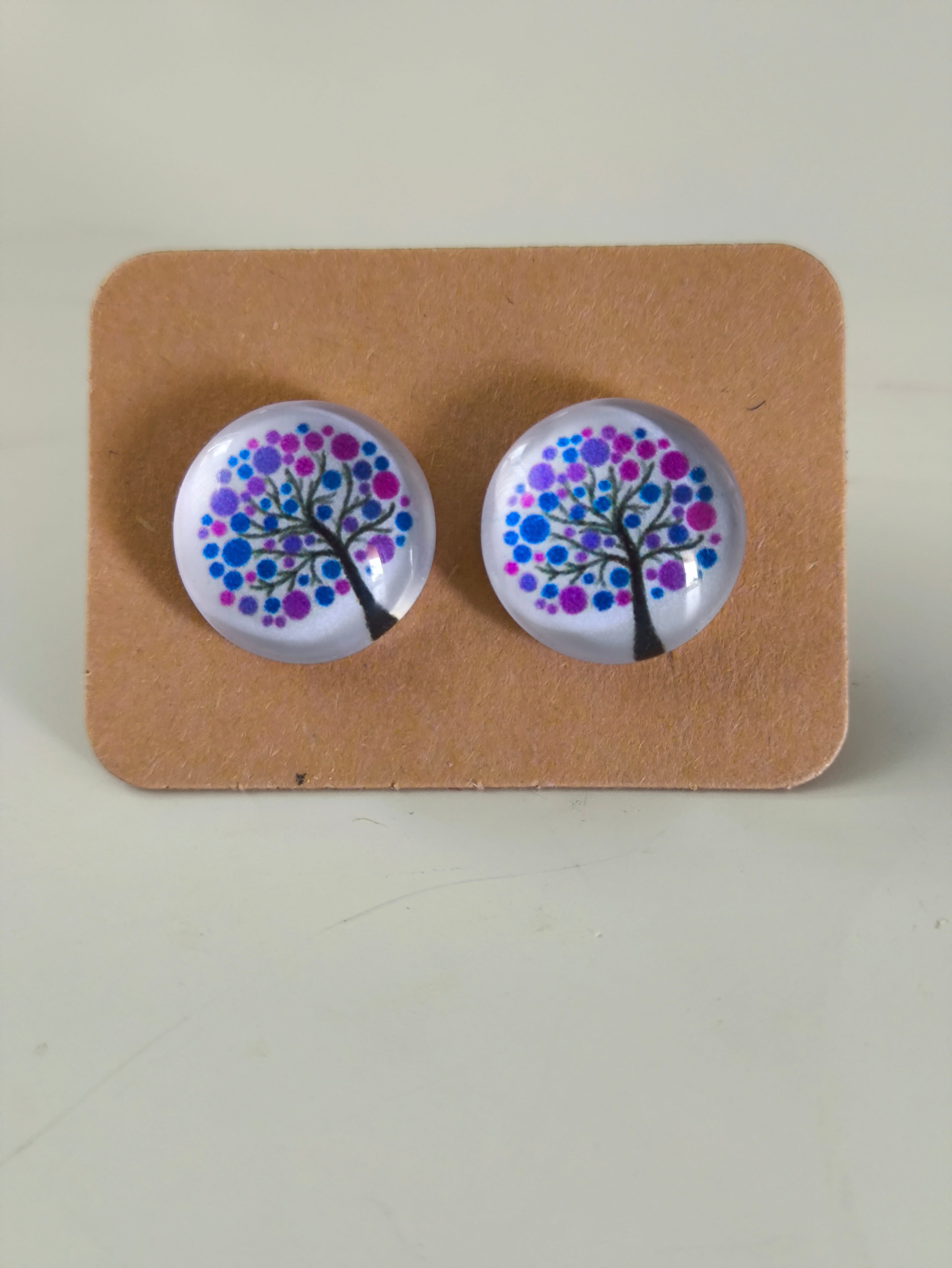 Cabochon Tree of Life Earring