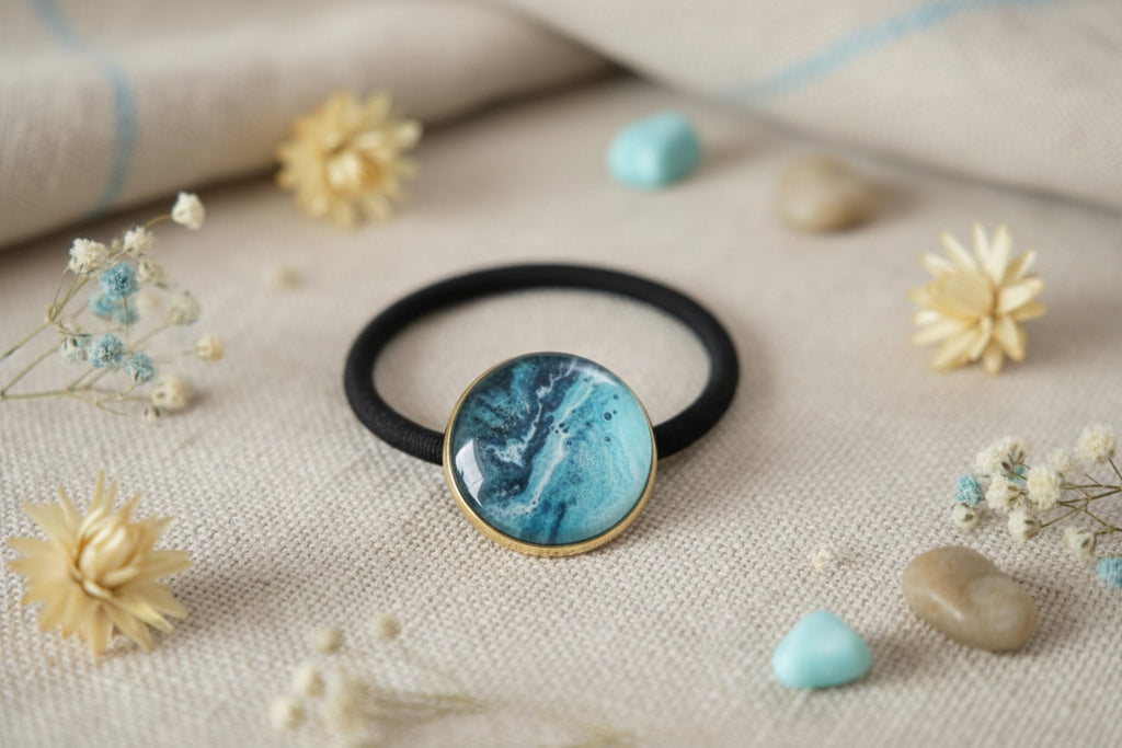 Cabochon Hairtie See